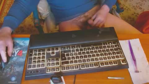 Leon online show from January 31, 2025, 11:13 pm