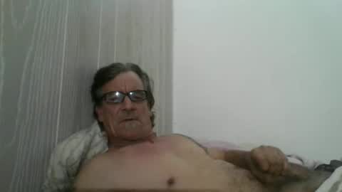 Snapshot of kalifornia91666 chatting on January 7, 2025, 8:13 am kalifornia91666 online show from January 7, 2025, 8:13 am