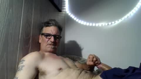 Snapshot of kalifornia91666 chatting on November 19, 2025, 11:16 pm kalifornia91666 online show from November 19, 2025, 11:16 pm