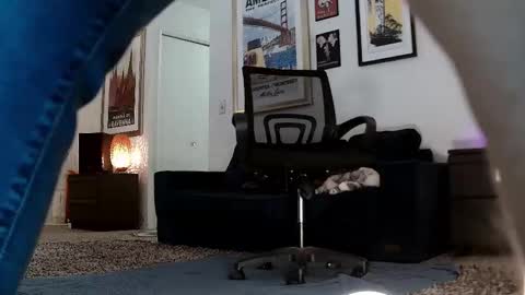 Snapshot of kalikushdreamz chatting on October 25, 2025, 2:35 pm Tara Smith online show from October 25, 2025, 2:35 pm