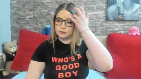 kalindahot online show from March 31, 2026, 6:19 pm