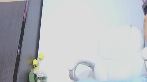 Hannah online show from May 23, 2026, 8:24 pm