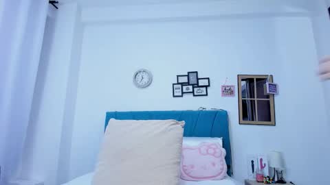 Kamilalopez online show from March 2, 2026, 9:21 pm