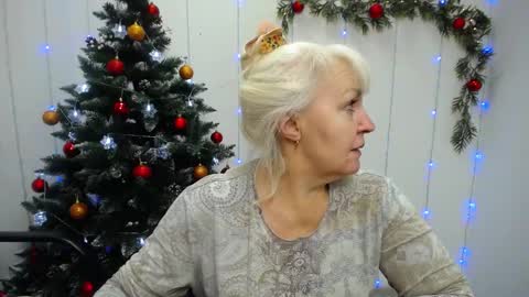 Snapshot of kamaliasim chatting on December 1, 2024, 7:14 pm KamaliaSim online show from December 1, 2024, 7:14 pm