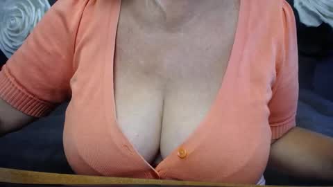 Snapshot of kamaliasim chatting on September 22, 2025, 6:26 am KamaliaSim online show from September 22, 2025, 6:26 am