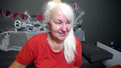 Snapshot of kamaliasim chatting on November 1, 2025, 8:00 pm KamaliaSim online show from November 1, 2025, 8:00 pm