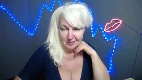 Snapshot of kamaliasim chatting on March 23, 2026, 7:29 pm KamaliaSim online show from March 23, 2026, 7:29 pm