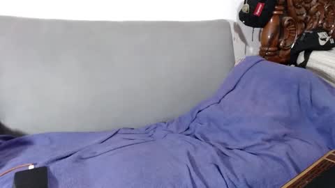 Snapshot of kamenov00 chatting on February 9, 2025, 2:17 am kamenov00 online show from February 9, 2025, 2:17 am