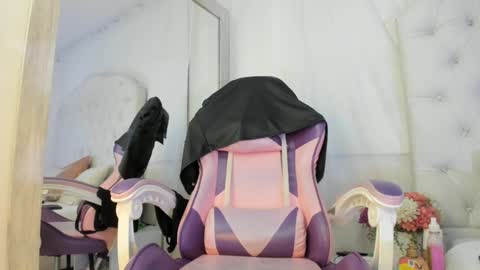    online show from December 23, 2024, 3:12 pm