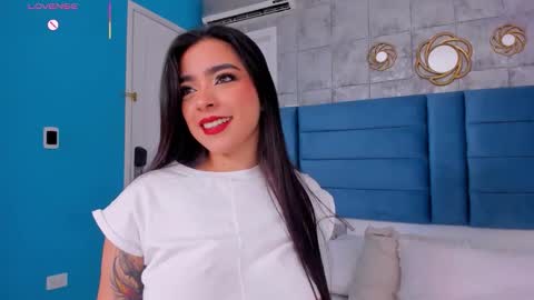 Kamila Betancourt online show from May 8, 2026, 4:34 pm