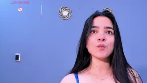 Kamila Betancourt online show from June 24, 2026, 12:04 pm