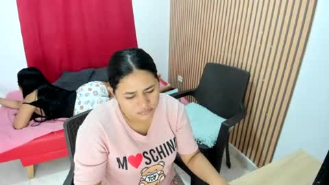 kamilahot_69 online show from July 9, 2026, 3:21 am