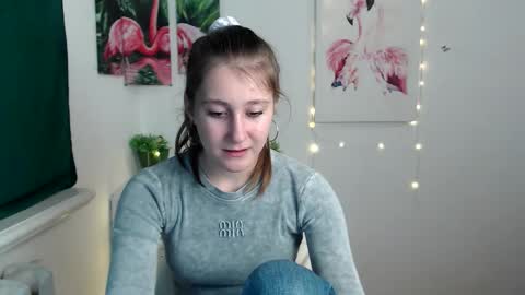Snapshot of kamilla_love_ chatting on October 7, 2025, 12:46 pm kamilla_love_ online show from October 7, 2025, 12:46 pm