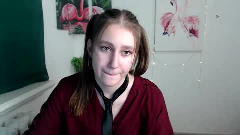 Snapshot of kamilla_love_ chatting on October 31, 2025, 2:18 pm kamilla_love_ online show from October 31, 2025, 2:18 pm