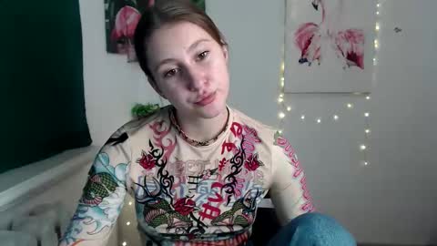 Snapshot of kamilla_love_ chatting on November 1, 2025, 1:35 pm kamilla_love_ online show from November 1, 2025, 1:35 pm