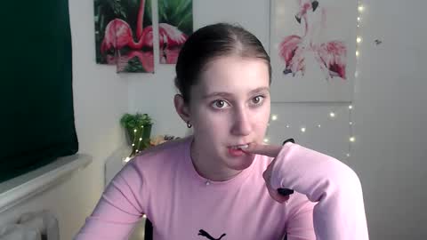 Snapshot of kamilla_love_ chatting on November 18, 2025, 12:20 pm kamilla_love_ online show from November 18, 2025, 12:20 pm