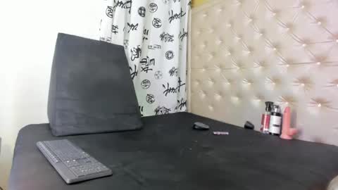 Snapshot of kamilo_gx chatting on October 8, 2025, 6:11 am KAMI online show from October 8, 2025, 6:11 am