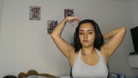 kammy   y   camila online show from January 6, 2026, 9:02 am