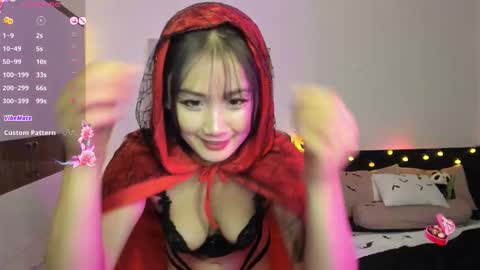 Snapshot of kamyelia chatting on October 23, 2025, 9:24 pm Kamy THX for THUMBS UP online show from October 23, 2025, 9:24 pm