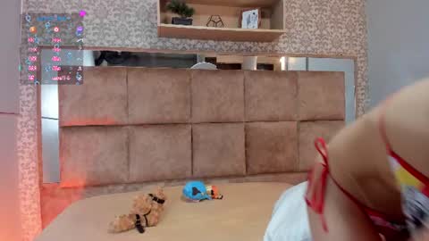 hello  Im Danni online show from June 20, 2026, 12:08 pm