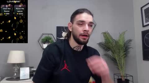 Snapshot of kanehunter chatting on February 14, 2026, 11:23 pm Kane online show from February 14, 2026, 11:23 pm