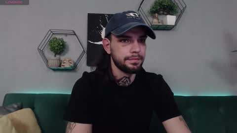 Snapshot of kanehunter chatting on February 28, 2026, 8:43 pm Kane online show from February 28, 2026, 8:43 pm