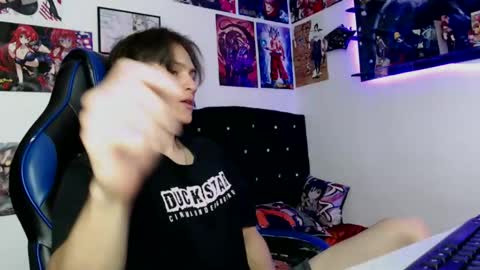 andres online show from December 9, 2024, 8:33 pm