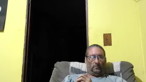 kansasfarmer1 online show from October 9, 2025, 12:19 am