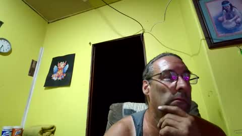 kansasfarmer1 online show from October 11, 2025, 11:25 pm