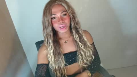 kapitanaxxx online show from June 17, 2026, 4:08 pm