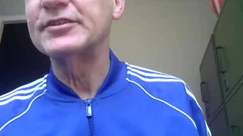 Robbie online show from November 29, 2025, 8:39 am