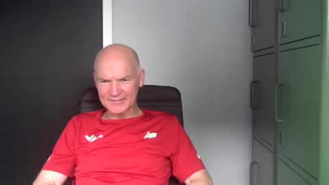 Robbie online show from April 15, 2026, 3:08 pm