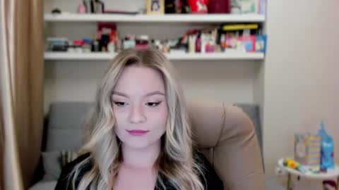 Snapshot of kara_smith_ chatting on August 9, 2026, 9:53 pm Kara. Off from 15th till 24th of December online show from August 9, 2026, 9:53 pm