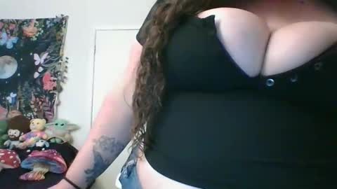 karamelbaby89 online show from April 12, 2026, 2:05 am