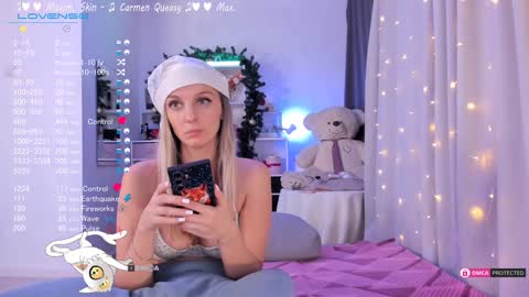 Snapshot of karamelsw chatting on December 17, 2024, 10:43 pm Julia online show from December 17, 2024, 10:43 pm