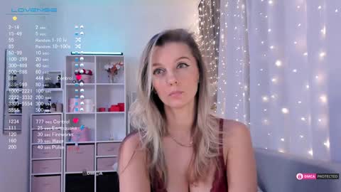 Snapshot of karamelsw chatting on January 25, 2025, 9:04 pm Julia online show from January 25, 2025, 9:04 pm