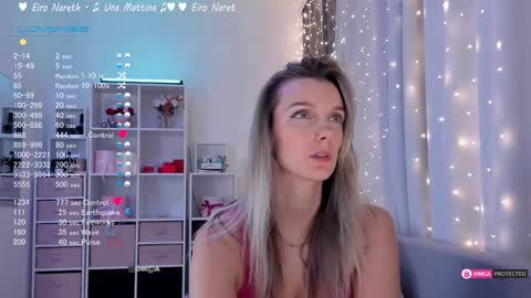 Snapshot of karamelsw chatting on February 1, 2025, 2:47 am Julia online show from February 1, 2025, 2:47 am