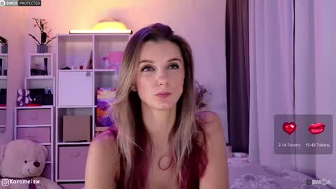 Snapshot of karamelsw chatting on October 11, 2025, 9:35 pm Julia online show from October 11, 2025, 9:35 pm