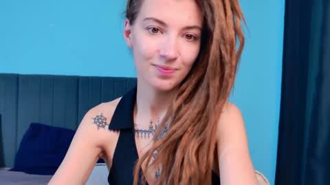 Kara online show from October 31, 2025, 7:37 pm