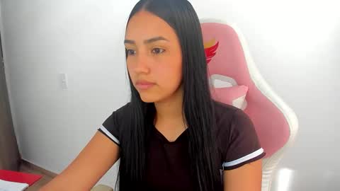 Snapshot of karely_sweet_ chatting on May 12, 2026, 9:12 pm karely_sweet_ online show from May 12, 2026, 9:12 pm