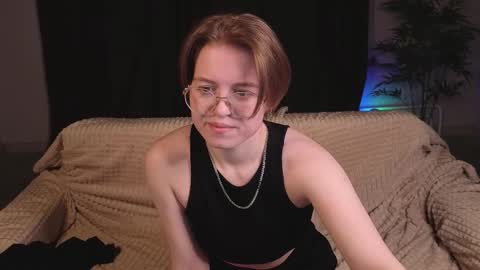 Karen online show from March 8, 2026, 2:04 am