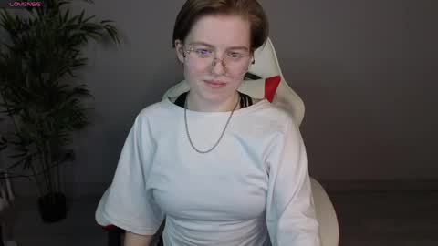 Karen online show from April 1, 2026, 8:37 am