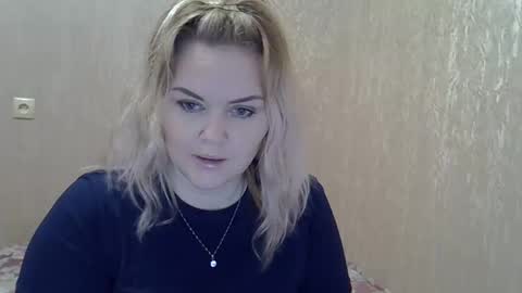 karennelsonx online show from January 26, 2025, 12:54 pm