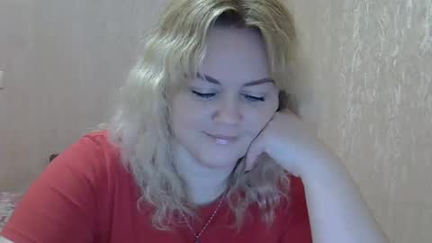 karennelsonx online show from February 5, 2025, 3:20 pm