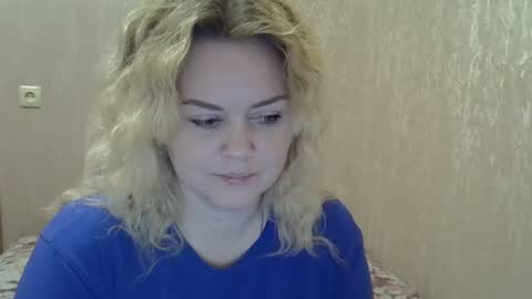 karennelsonx online show from March 1, 2025, 4:22 pm