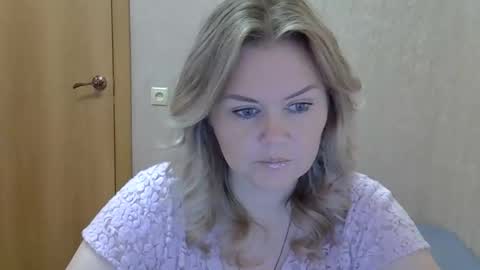 karennelsonx online show from November 7, 2025, 9:31 am