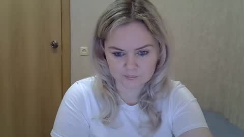 karennelsonx online show from March 21, 2026, 1:37 pm