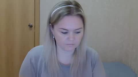 Snapshot of karennelsonx chatting on April 28, 2026, 10:53 am karennelsonx online show from April 28, 2026, 10:53 am