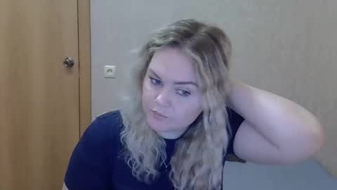 Snapshot of karennelsonx chatting on May 2, 2026, 8:41 am karennelsonx online show from May 2, 2026, 8:41 am