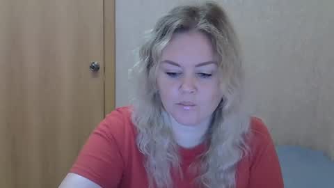 Snapshot of karennelsonx chatting on May 26, 2026, 12:23 pm karennelsonx online show from May 26, 2026, 12:23 pm